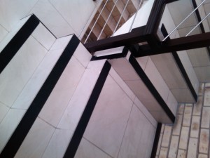 ANTI SLIP TAPES PEEL AND STICK 13