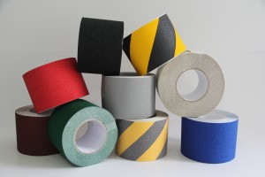 ANTI SLIP TAPES PEEL AND STICK 3